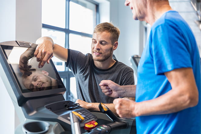 Man taking part in cardiac rehabilitation at an Ascension site of care.